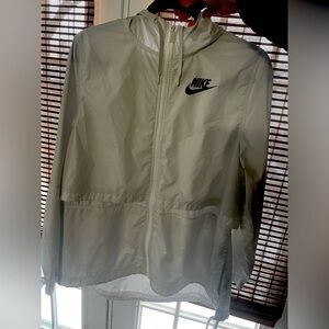 White Nike Windbreaker